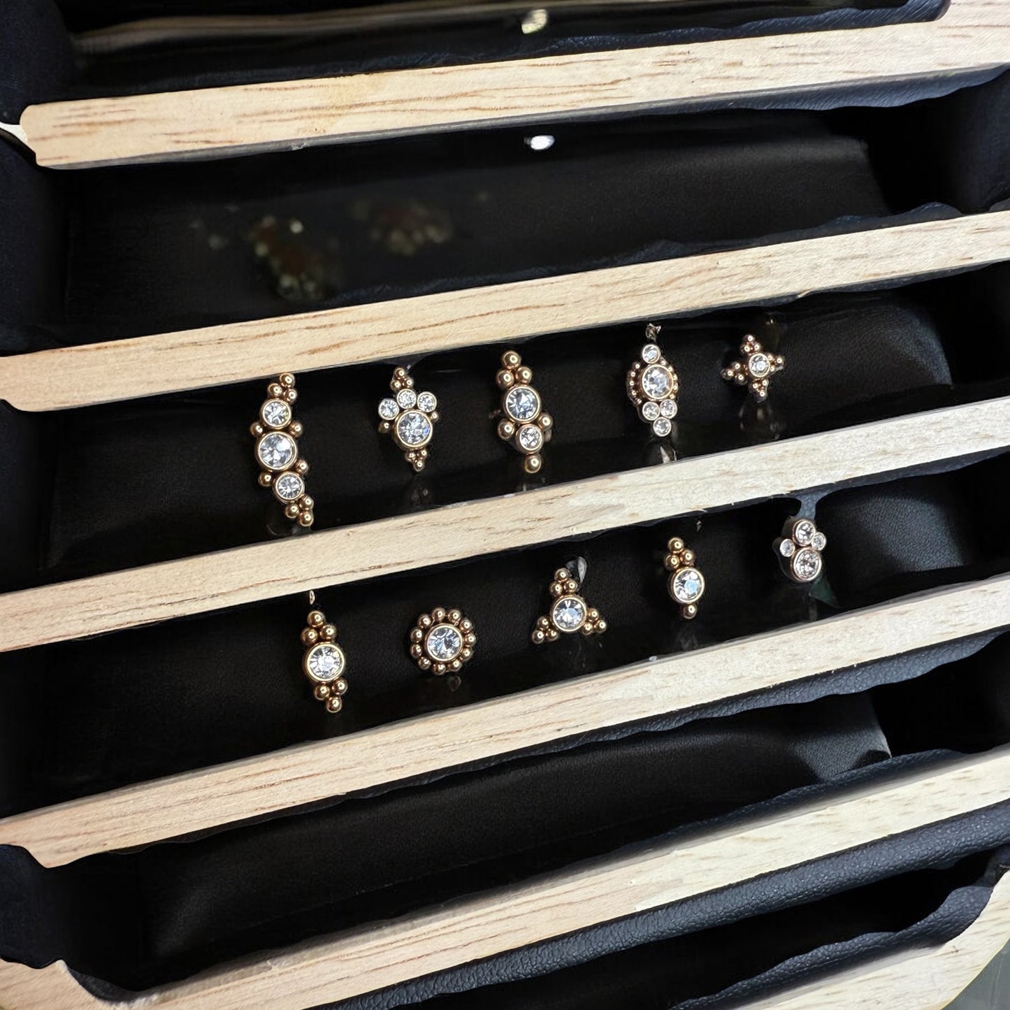 Lani ornamental climber labret in rose gold 316L