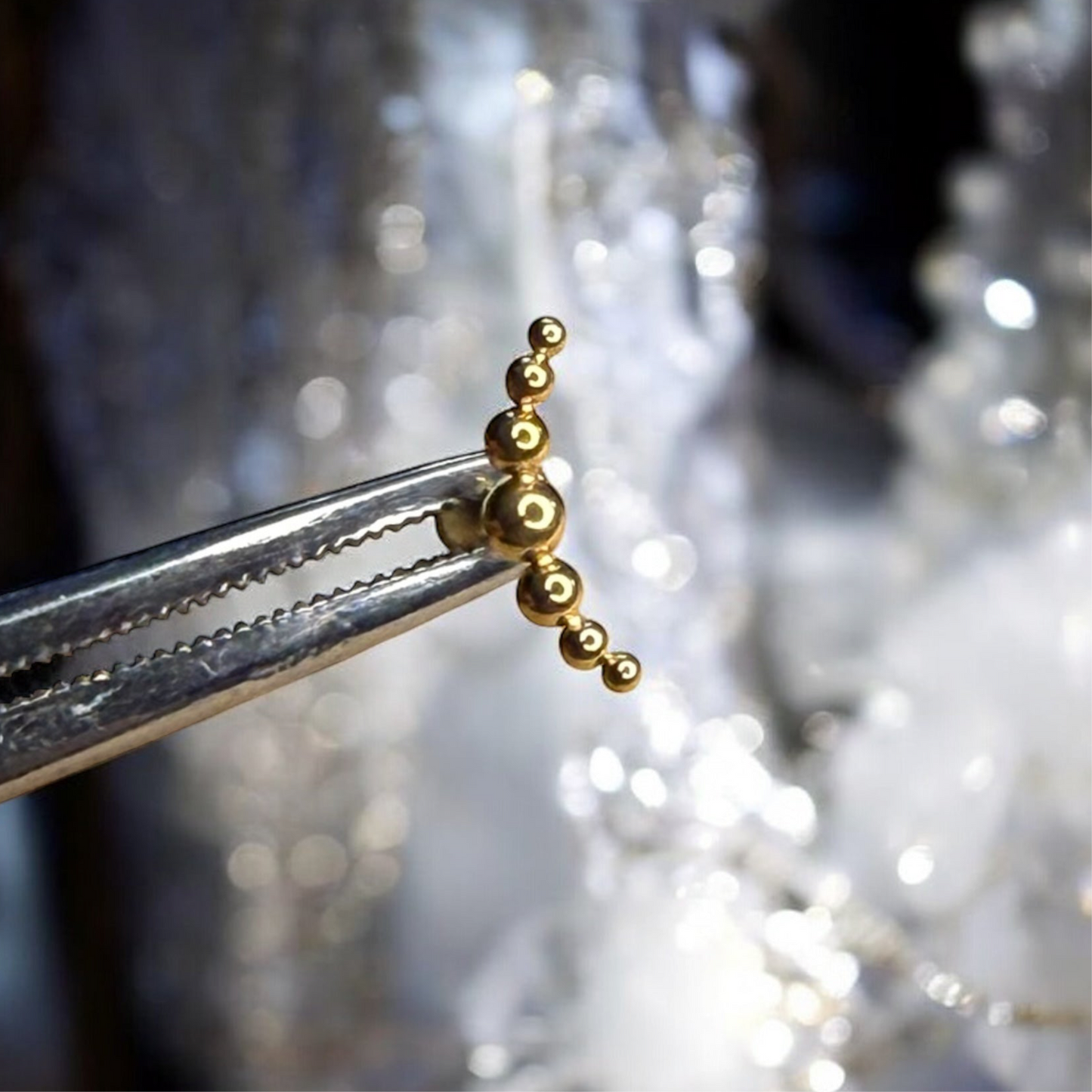 Raye Beaded minimalistic labret piercing