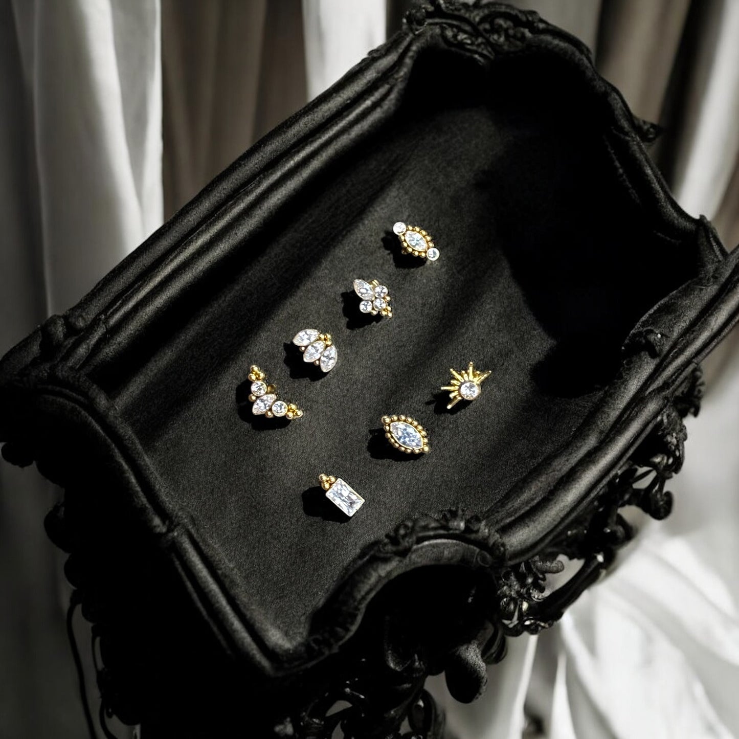 Ari beaded labret earring titanium 16G