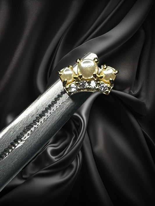 Pearl mini climber flat back labret