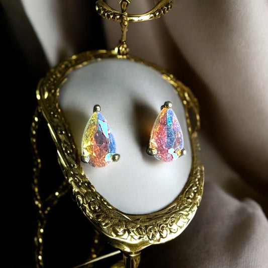 Mariella Iridescent droplet labret earring