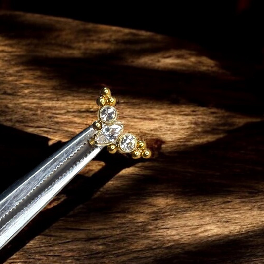 Climber labret earring titanium 16G