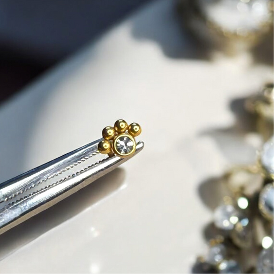 Raye Beaded minimalistic labret piercing